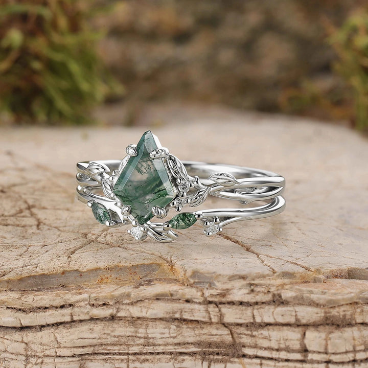 Nature Inspired Kite Cut Moss Agate Leaf Gemstone Silver Ring Set 2pcs