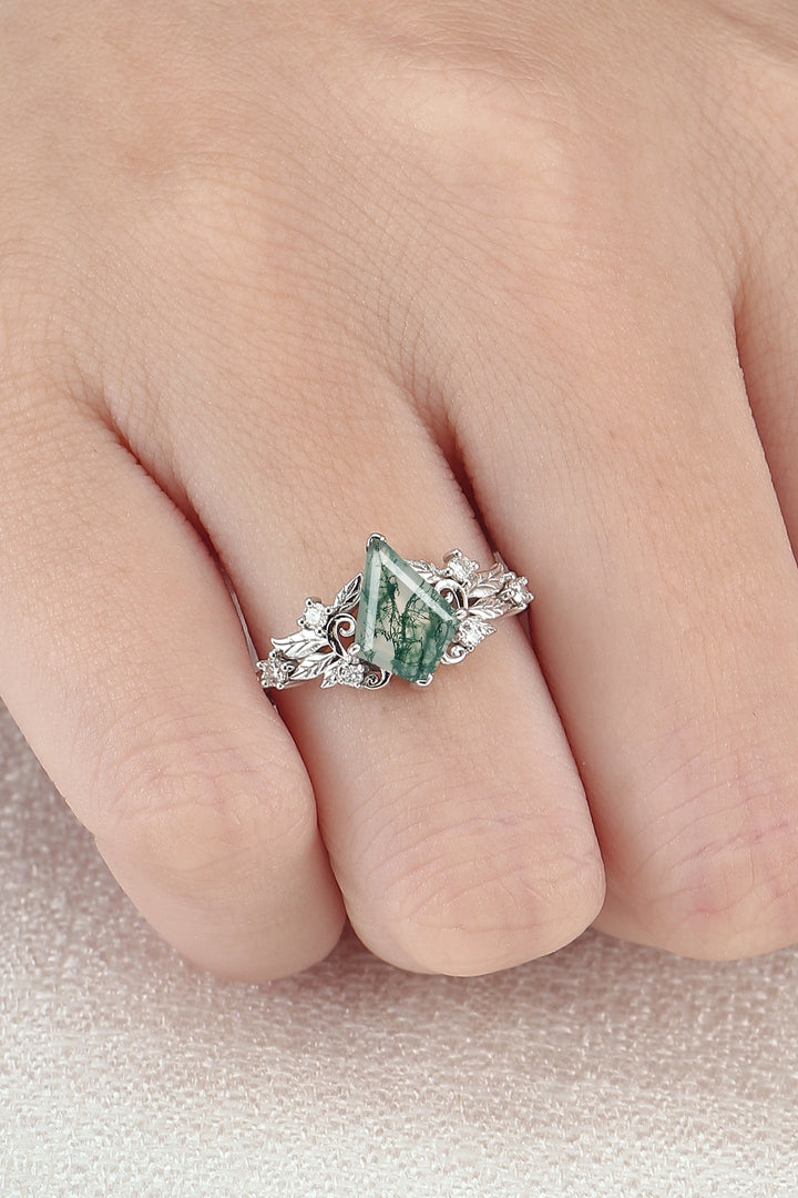 Nature Inspired Kite Cut Moss Agate Leafy and Buds Gemstone Ring