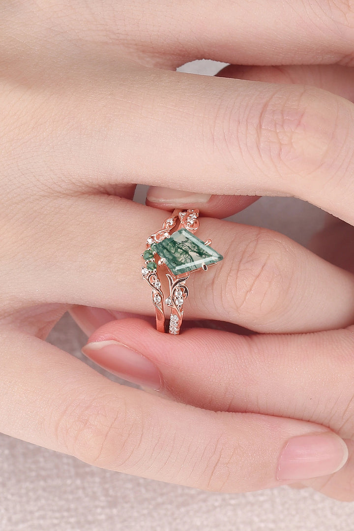 Nature Inspired Kite Cut Moss Agate Vine Gemstone Ring Set 2pcs