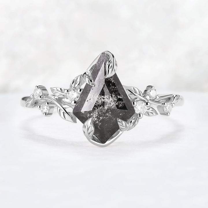 Nature Inspired Leaf Intertwined Design Salt and Pepper Crystal Ring