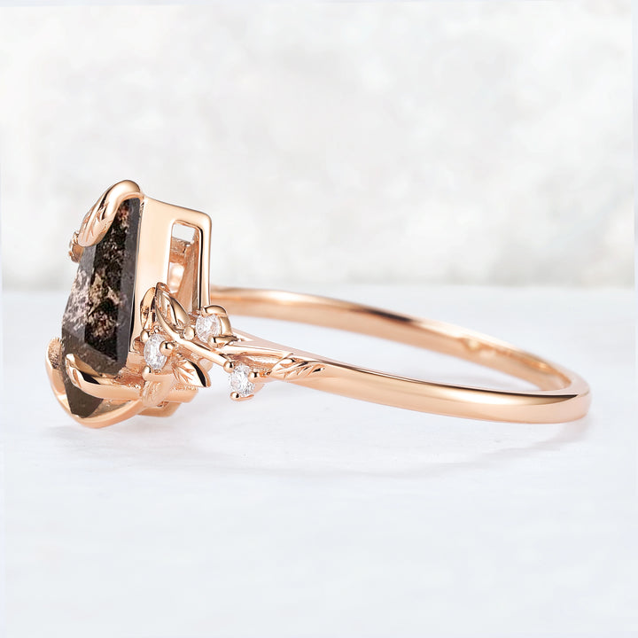 Nature Inspired Leaf Intertwined Design Salt and Pepper Crystal Ring