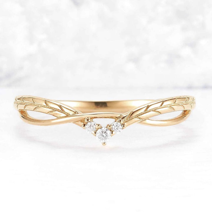 Marqusie Cut Moissanite Olive Leaf  'Antlers' Curved Ring