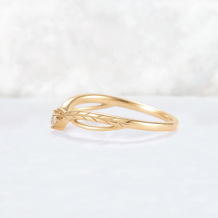 Nature Inspired Leaf Patterns and Vines Stacking Ring