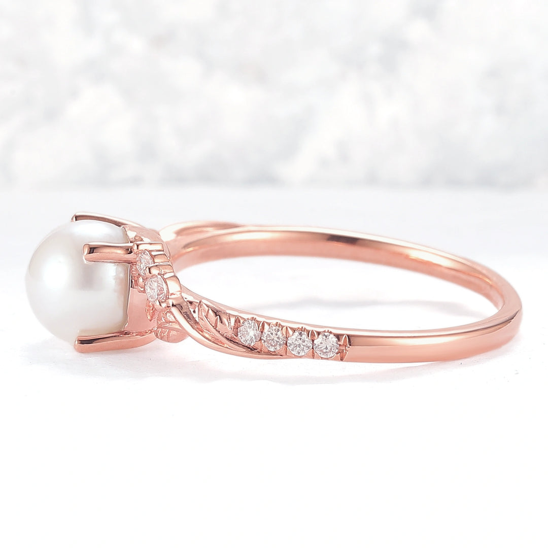 Nature_Inspired_Natural_Pearl_Leafy_Gemstone_Ring_3