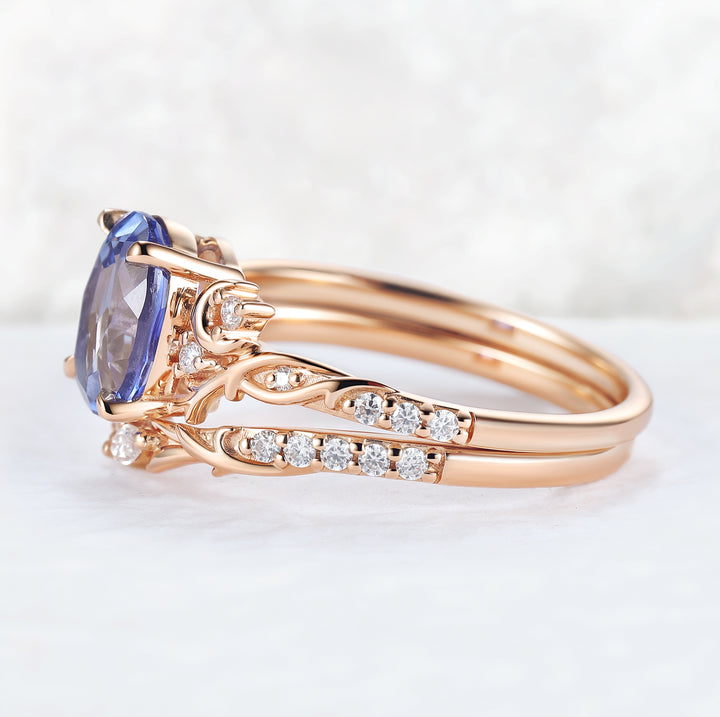 Nature Inspired Oval Cut Cornflower Sapphire Moon Gemstone Ring Set 2pcs