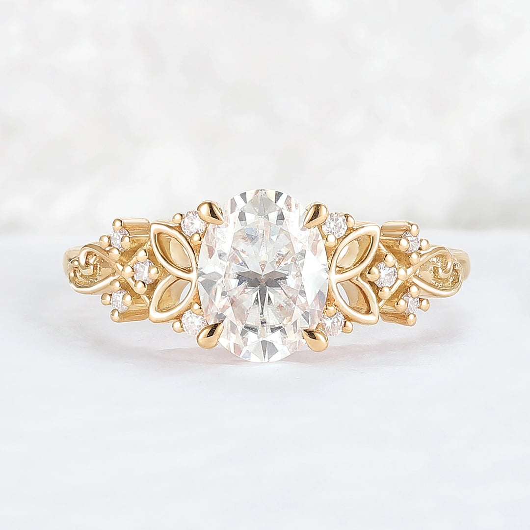 Nature_Inspired_Oval_Moissanite_Petal_Shape_Gemstone_Ring_2