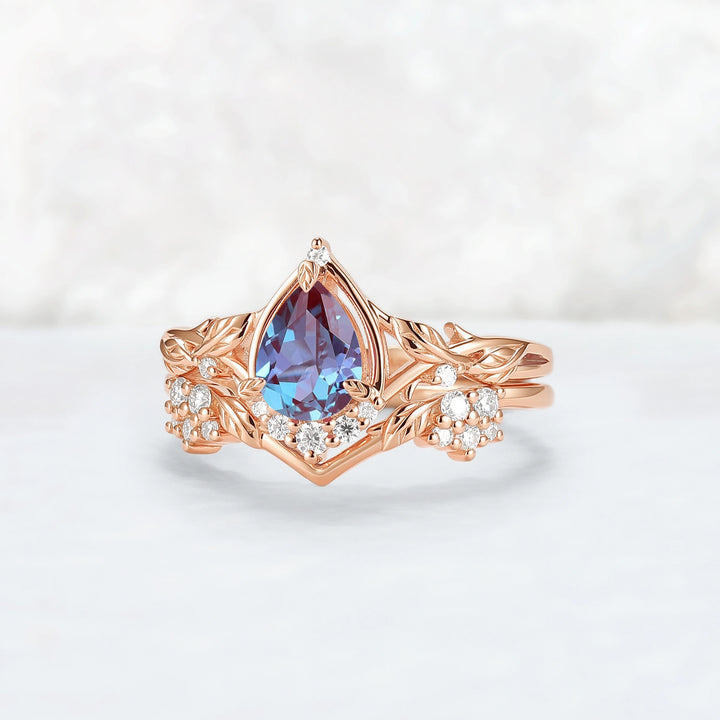 Nature Inspired Pear Cut Alexandrite Leaves Gemstone Ring Set 2pcs