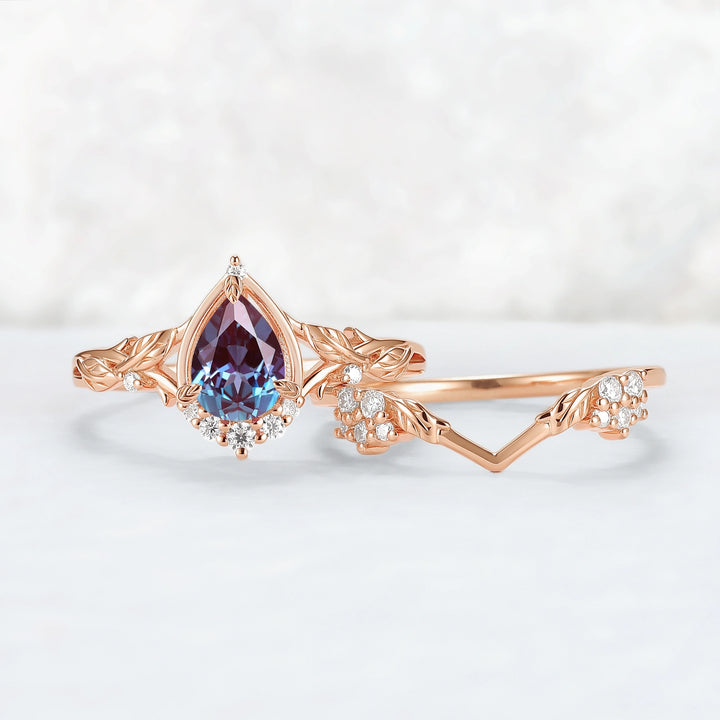 Nature Inspired Pear Cut Alexandrite Leaves Gemstone Ring Set 2pcs