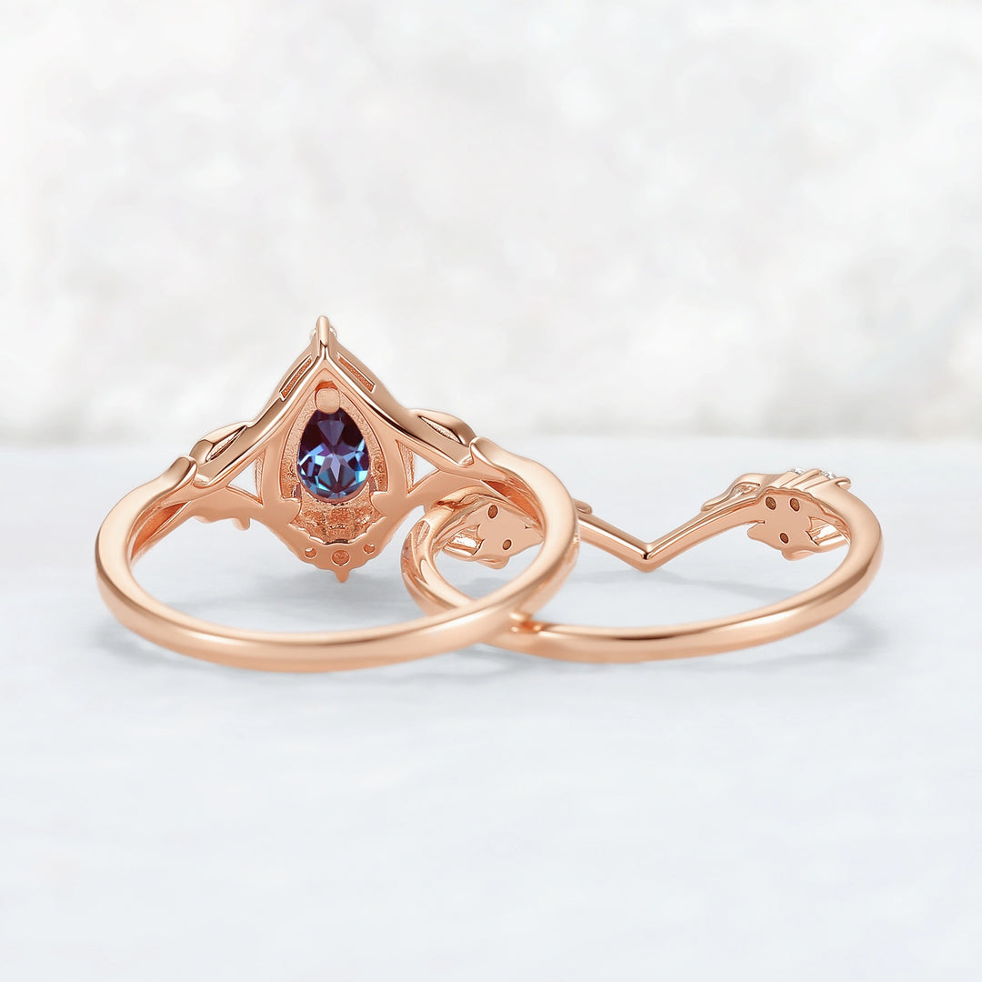 Nature Inspired Pear Cut Alexandrite Leaves Gemstone Ring Set 2pcs