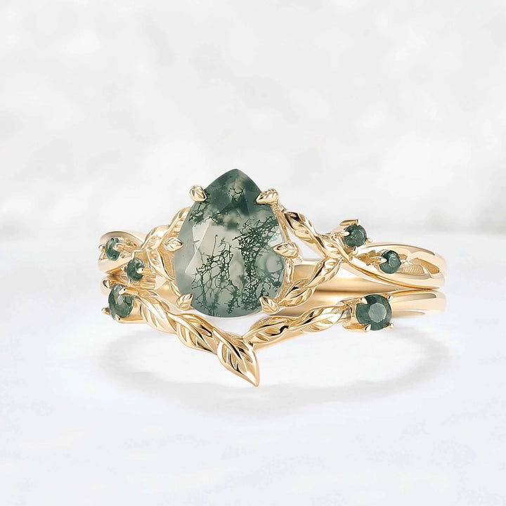 Nature Inspired Pear Cut Moissanite Leafy Gemstone Ring 2pcs