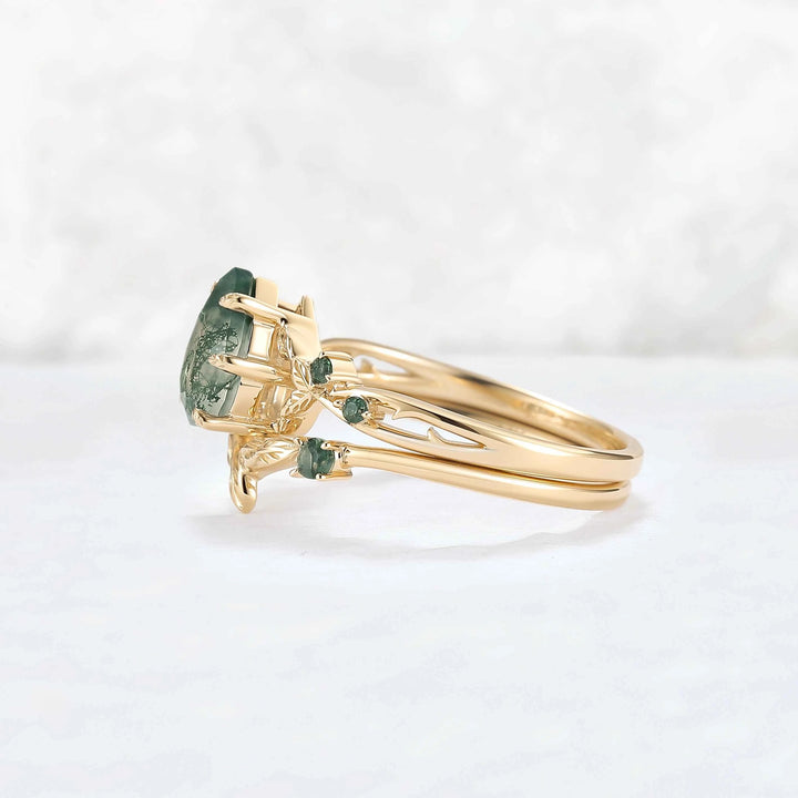 Nature Inspired Pear Cut Moissanite Leafy Gemstone Ring 2pcs