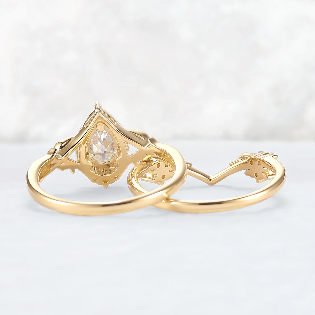 Nature Inspired Pear Cut Moissanite Leaves Gemstone Ring Set 2pcs