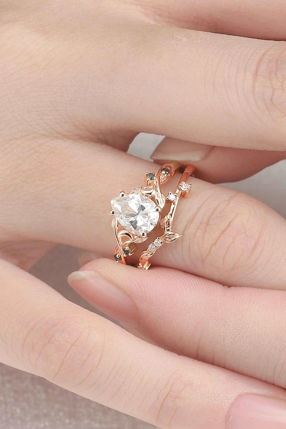 Nature Inspired Oval Cut Cornflower Sapphire Moon Gemstone Ring Set 2pcs