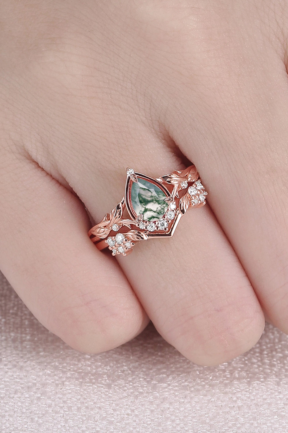 Nature_Inspired_Pear_Cut_Moss_Agate_Leaves_Gemstone_Ring_Set_2pcs_1