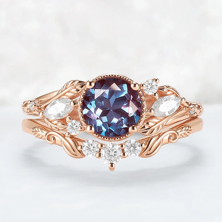 Nature_Inspired_Round_Cut_Alexandrite_Engagement_Ring_Set_2pcs_1