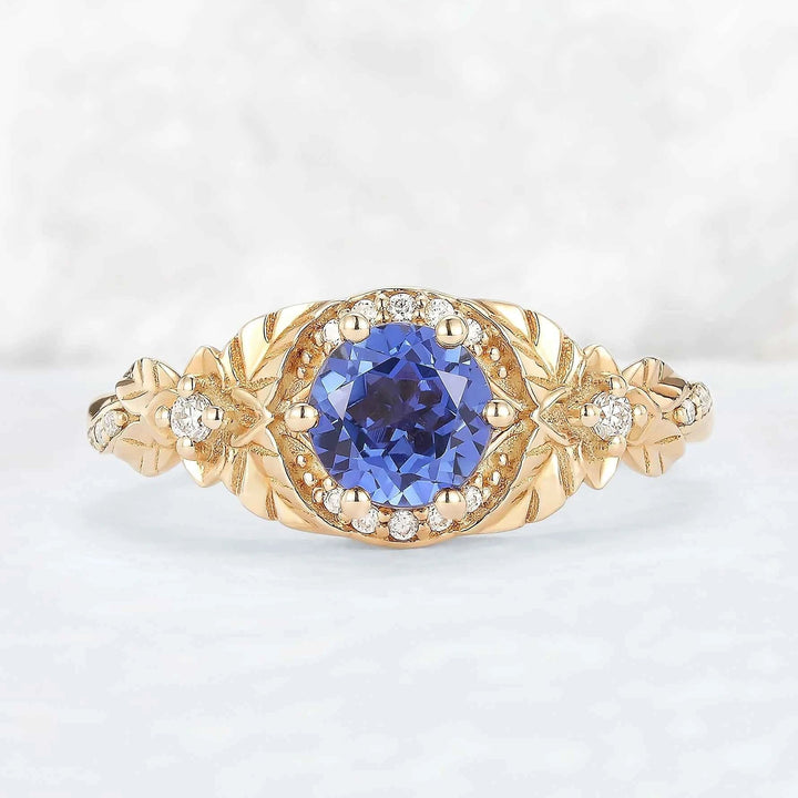 Nature Inspired Round Cut  Cornflower Sapphire Gemstone Ring
