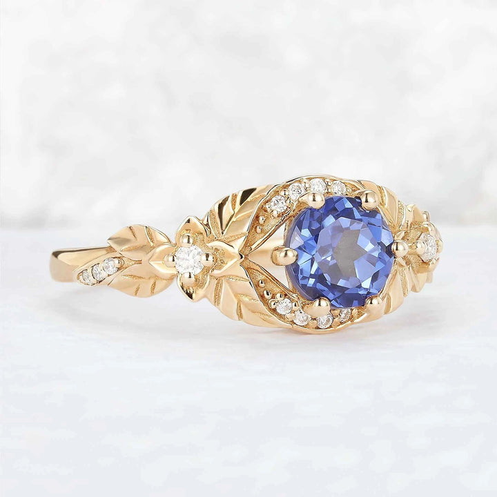 Nature Inspired Round Cut  Cornflower Sapphire Gemstone Ring