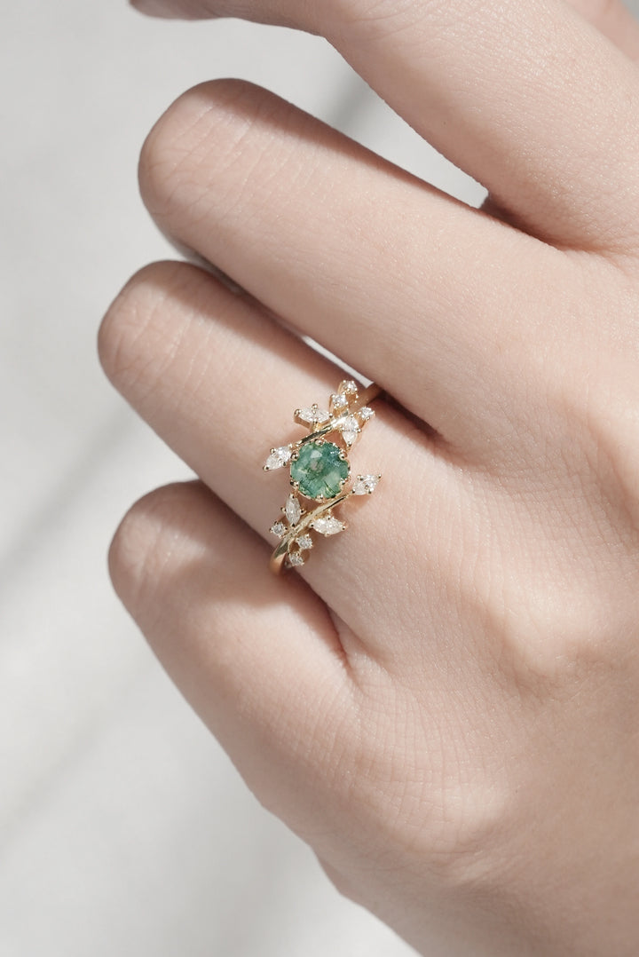 Nature Inspired Round Moss Agate Vine Gemstone Ring