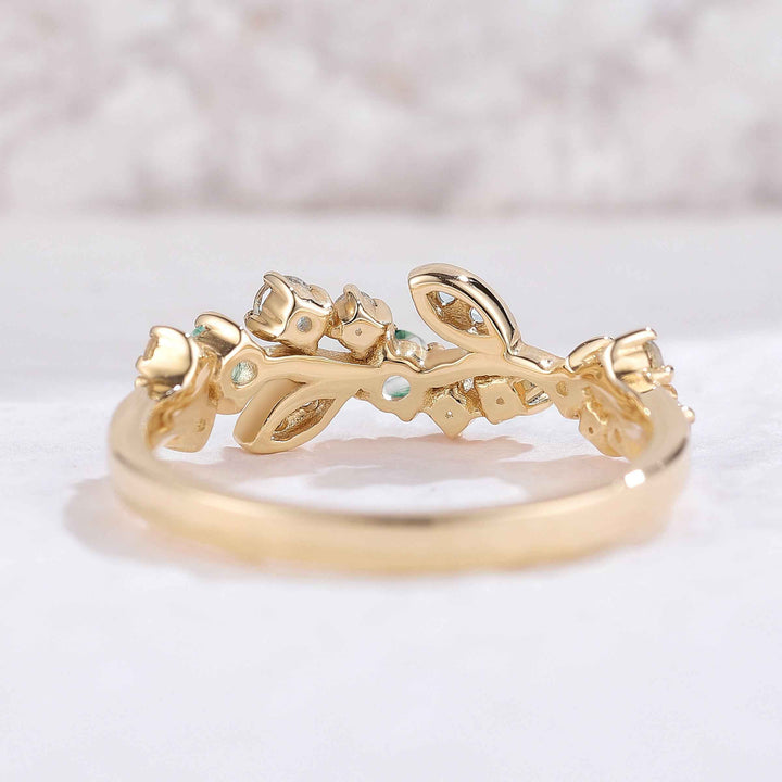 Nature Inspired Round Moss Agate Yellow Gold Bridal Ring