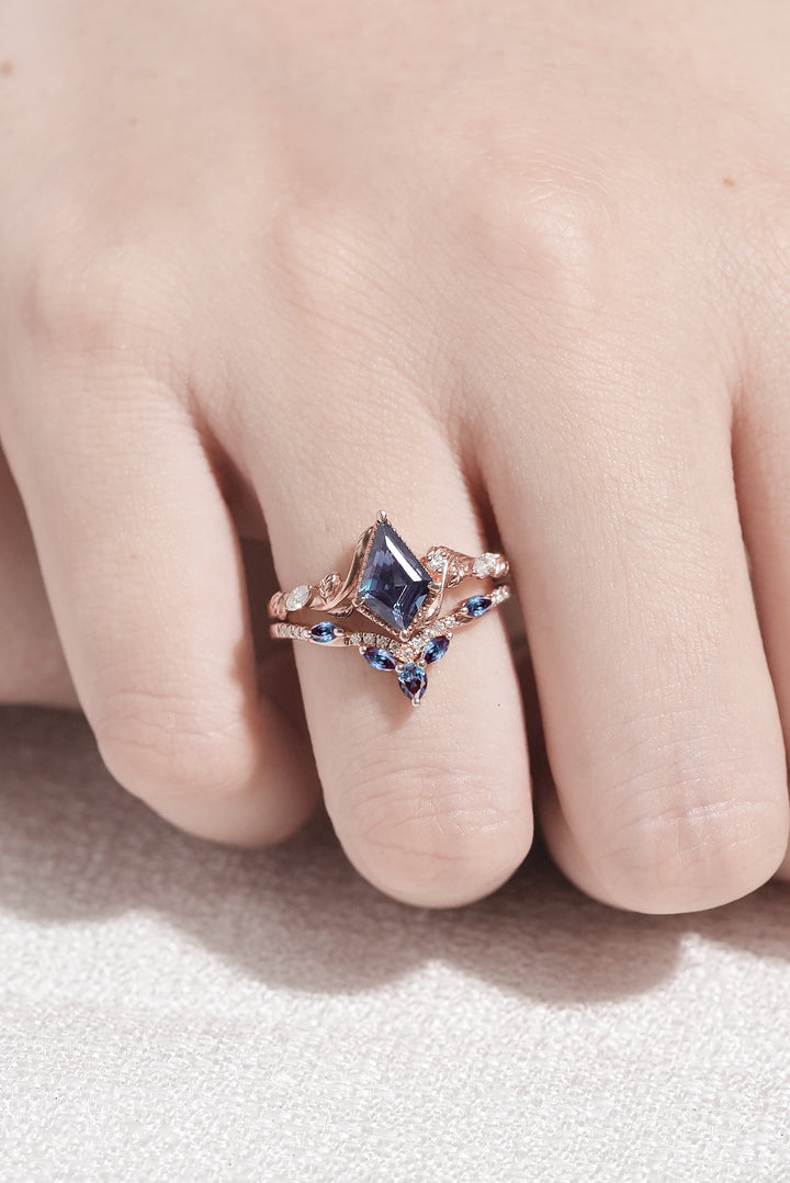 Nature Kite Cut Alexandrite Leaf Gemstone Ring Set 2pcs