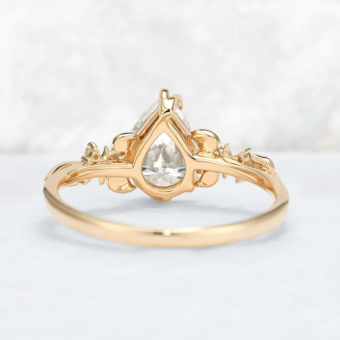 Nature Leaf Intertwined Design Pear Cut Moissanite Engagement Ring Set 2pcs