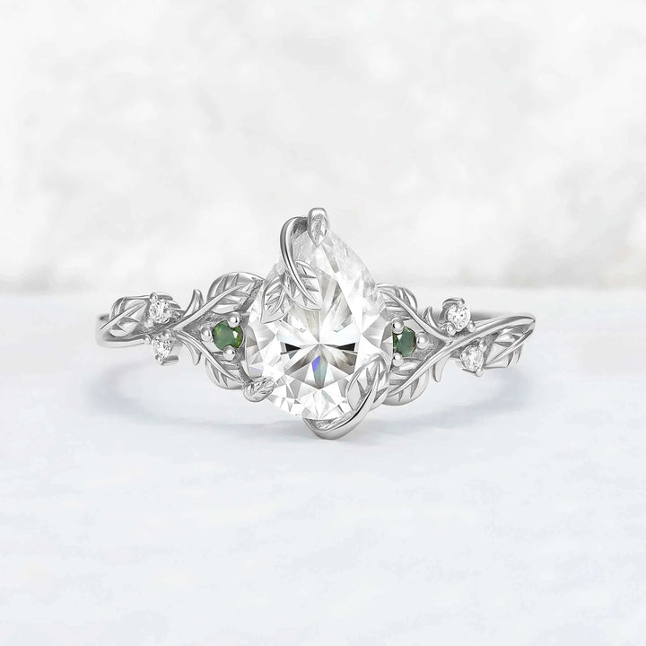 Nature Leaf Intertwined Design Pear Cut Moissanite Engagement Ring Set 2pcs