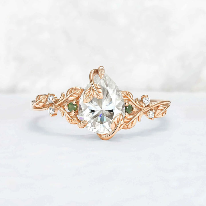 Nature Leaf Intertwined Design Pear Cut Moissanite Engagement Ring Set 2pcs
