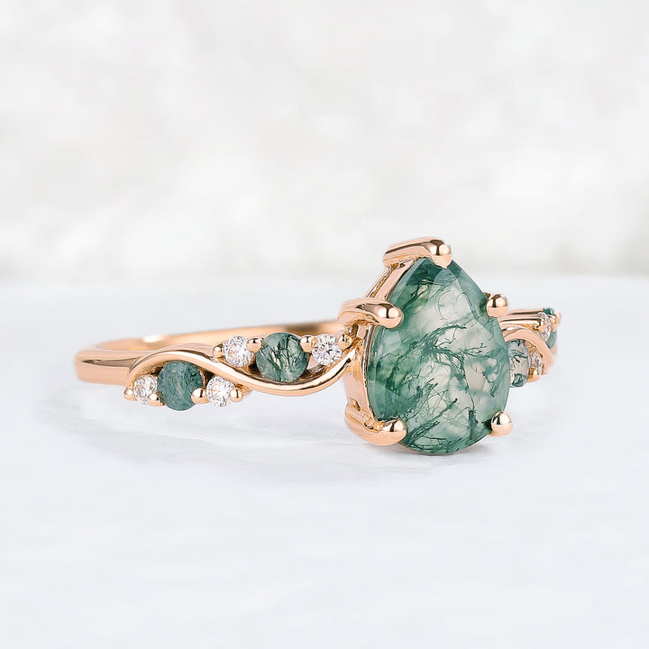 Nature Pear Shaped Moss Agate Vine Gemstone Ring