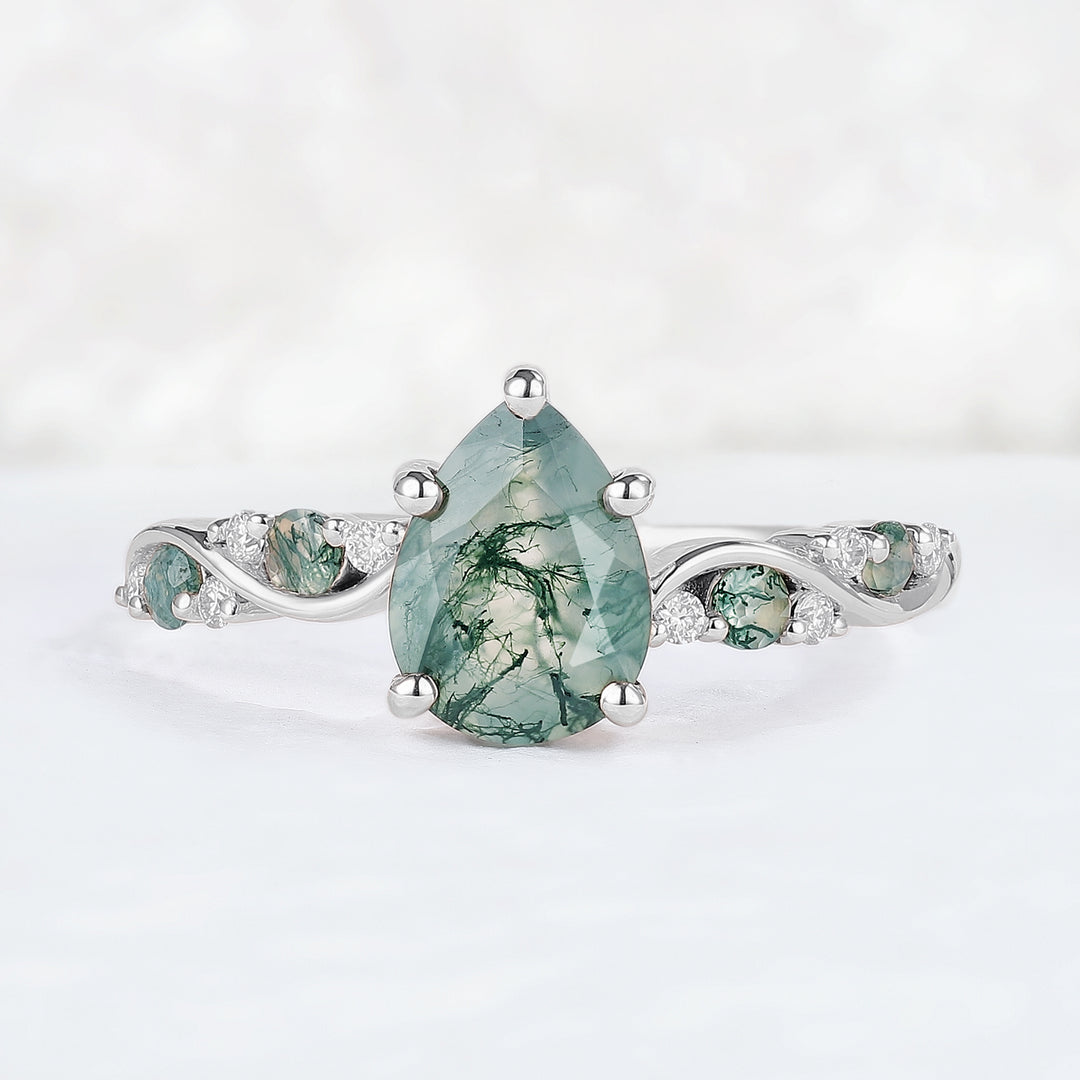 Nature Pear Shaped Moss Agate Vine Gemstone Ring