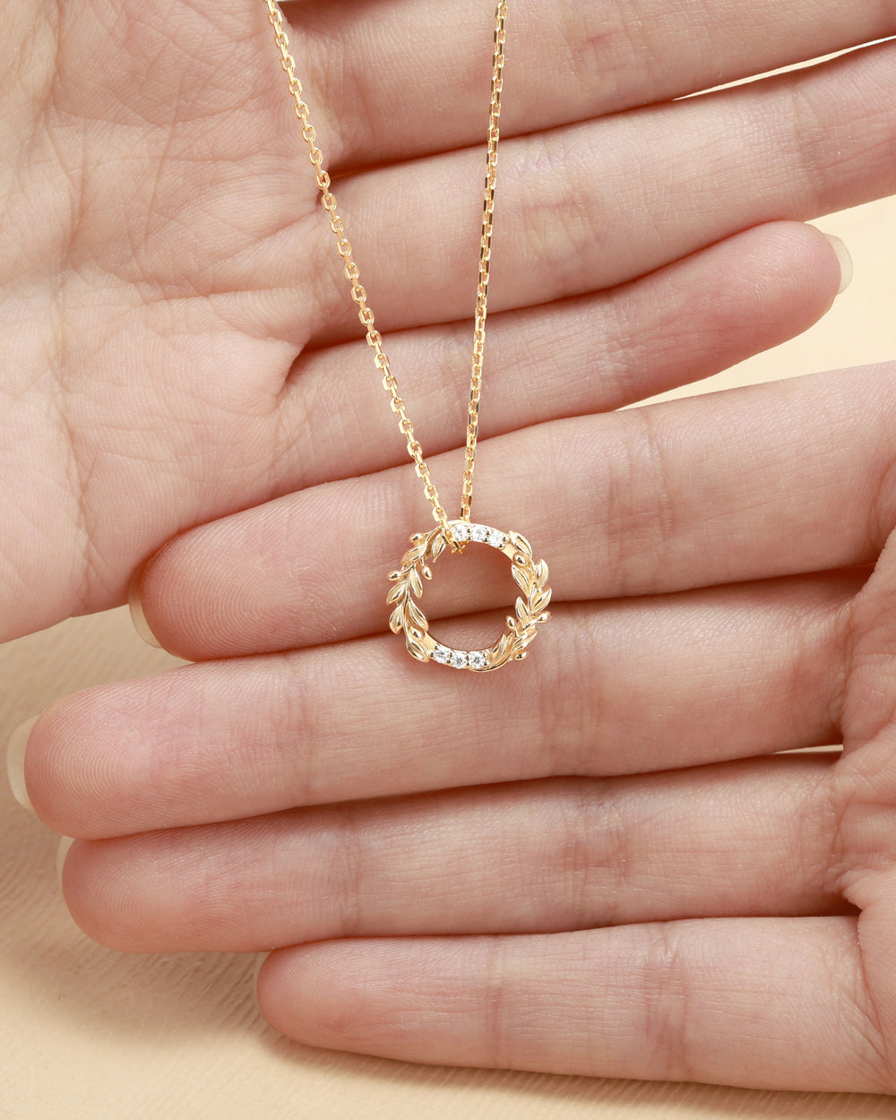 Olive Leaf Inspired Round Cut Moissanite Wreath Pendant Necklace
