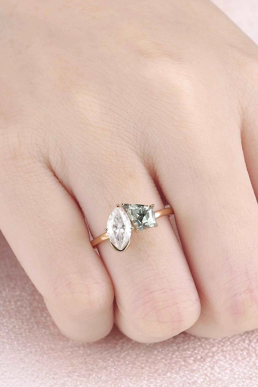 Toi Et Moi Two Stone Oval Sapphirer & Kite Moissanite Rings