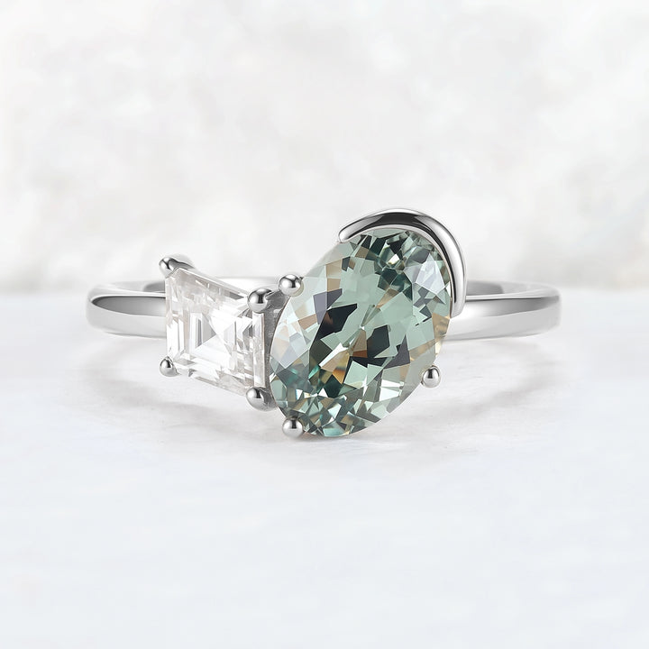 Toi Et Moi Two Stone Oval Sapphirer & Kite Moissanite Rings