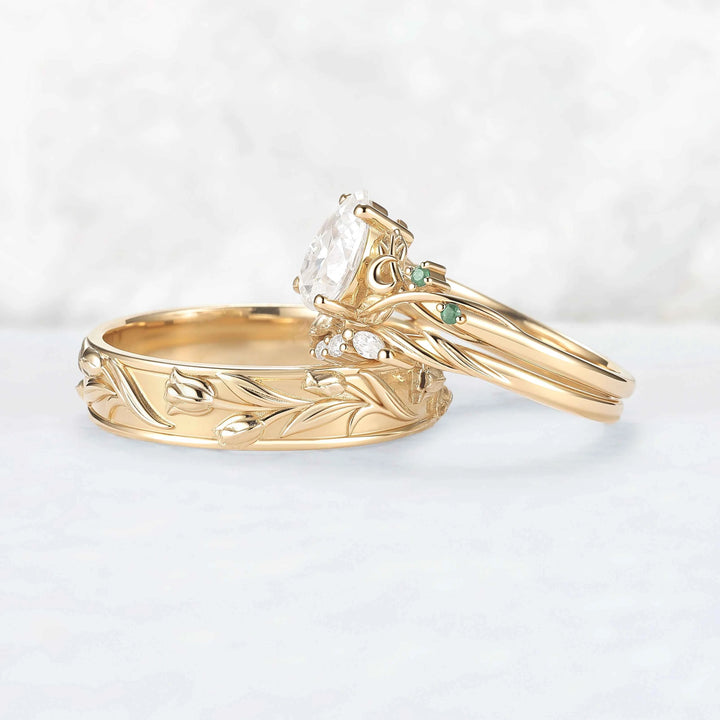 Tulip Inspired Pear Cut Moissanite with Moon Couple Ring