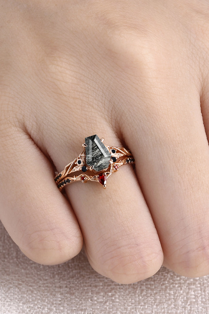 Unique Batwing Black Rutilated Quartz & Garnet Gemstone Ring Set 2pcs