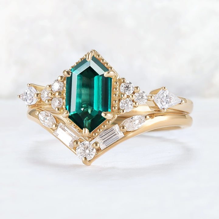 Unique Hexagon Cut Emerald Gemstone Ring Set 2pcs