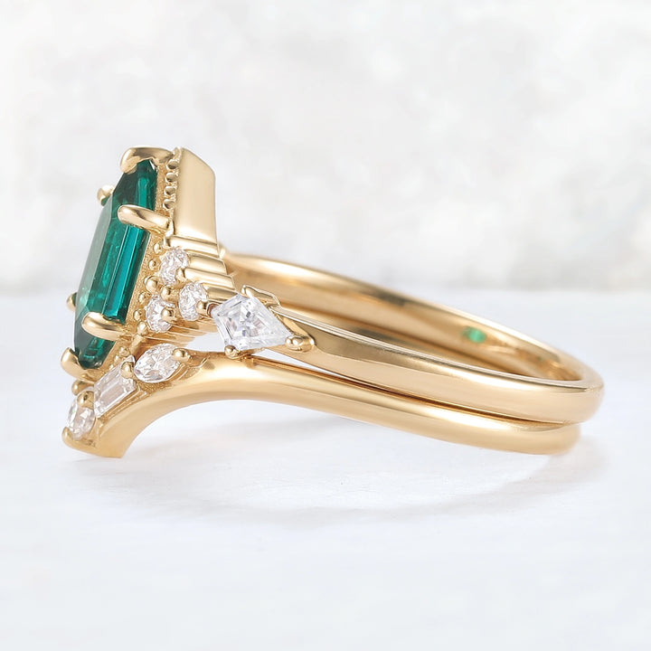 Unique Hexagon Cut Emerald Gemstone Ring Set 2pcs