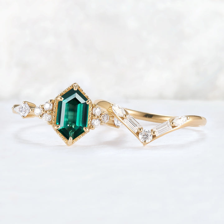 Unique Hexagon Cut Emerald Gemstone Ring Set 2pcs
