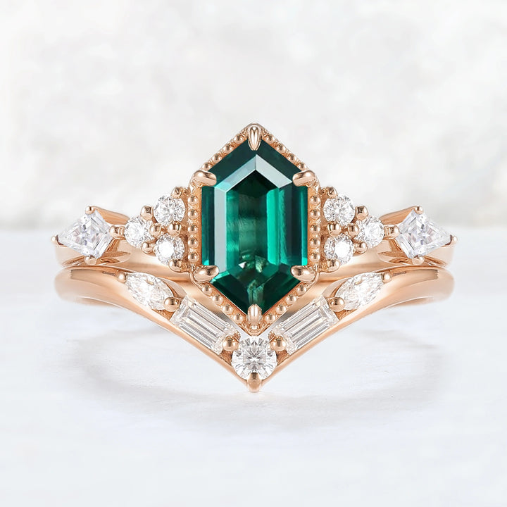 Unique Hexagon Cut Emerald Gemstone Ring Set 2pcs