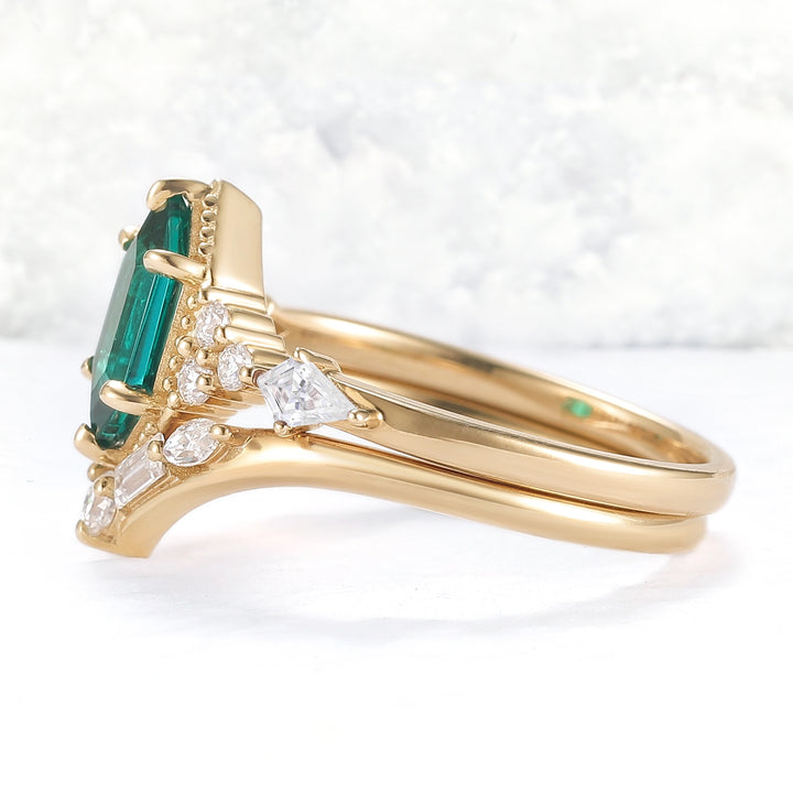 Unique Hexagon Cut Emerald Gemstone Ring Set 2pcs