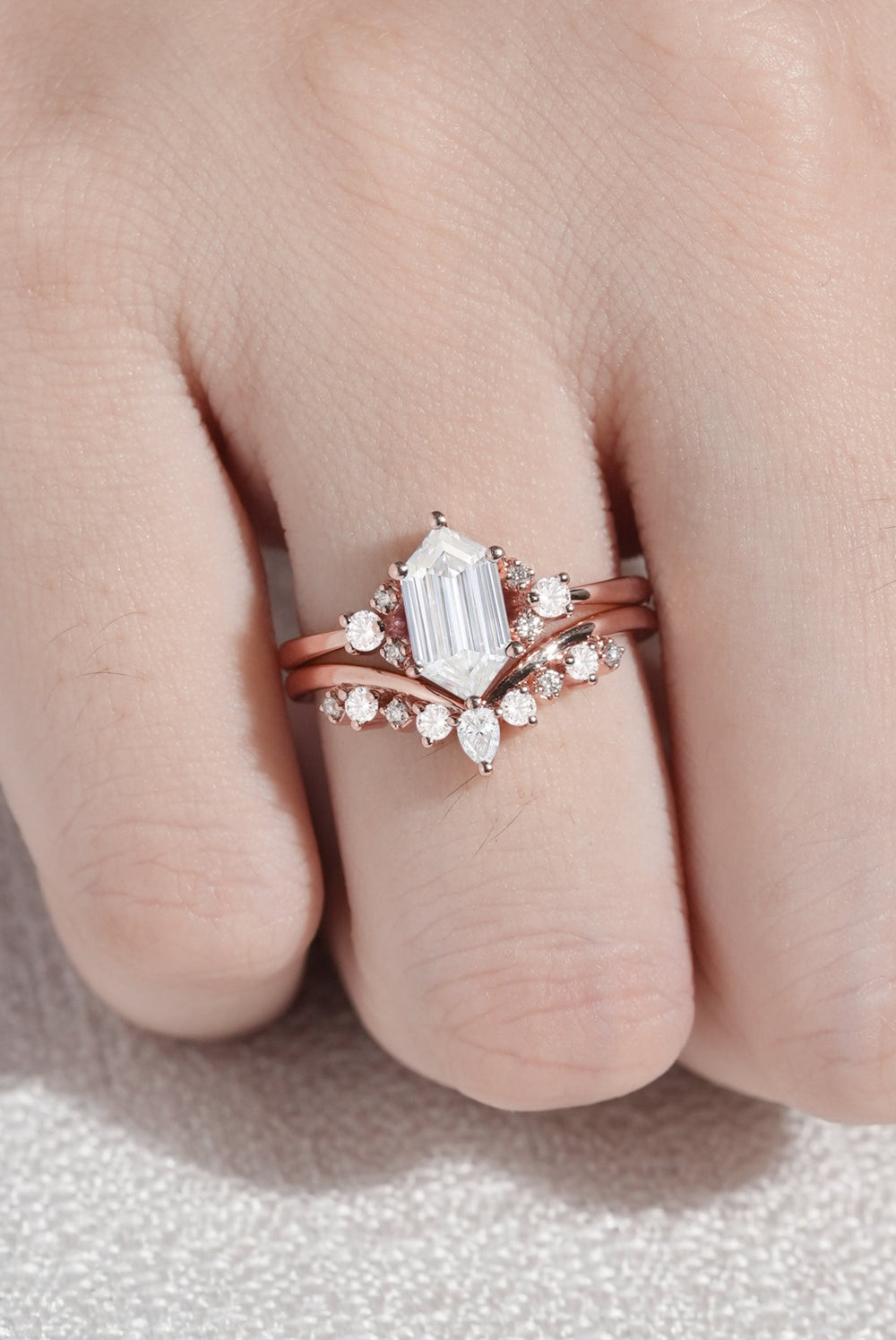 Unique Hexagon Cut Moissanite Cluser Seven Stone Engagement Ring Set 2pcs-1