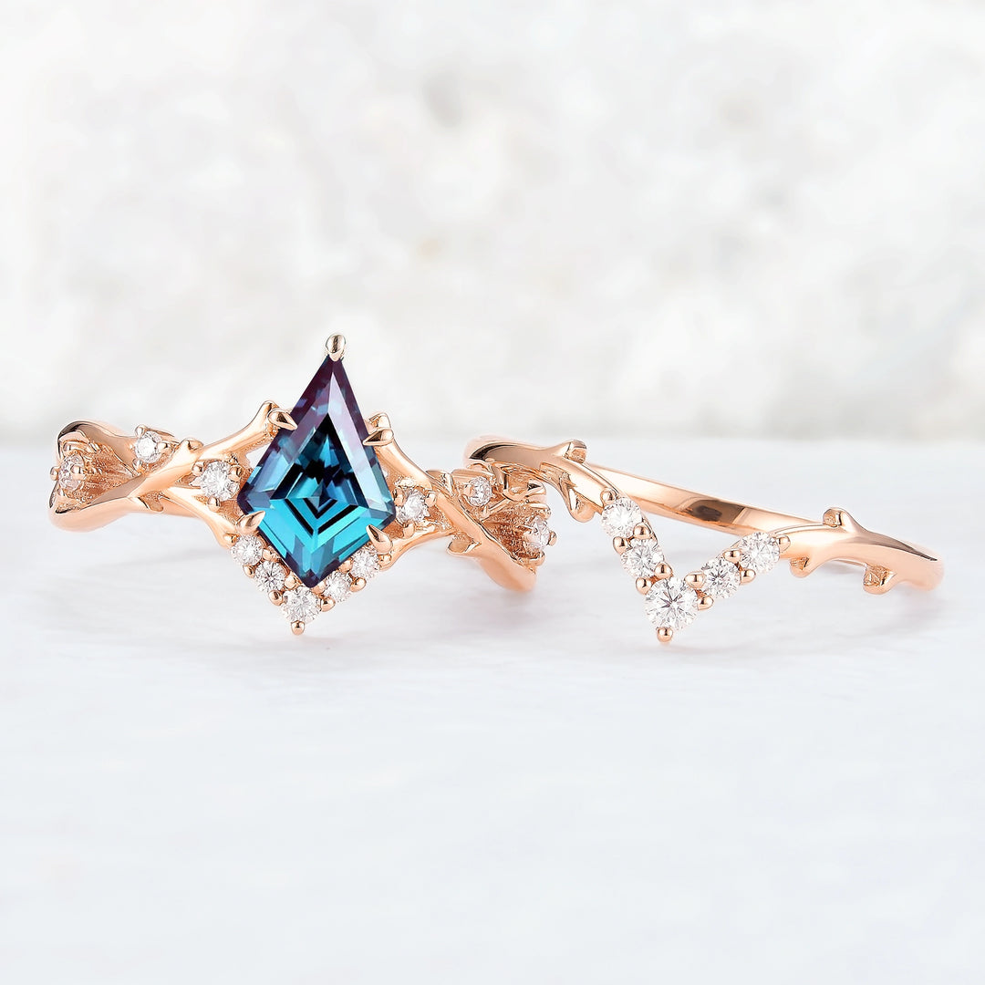 Unique Kite Cut Alexandrite Twig Gemstone Ring Set 2pcs
