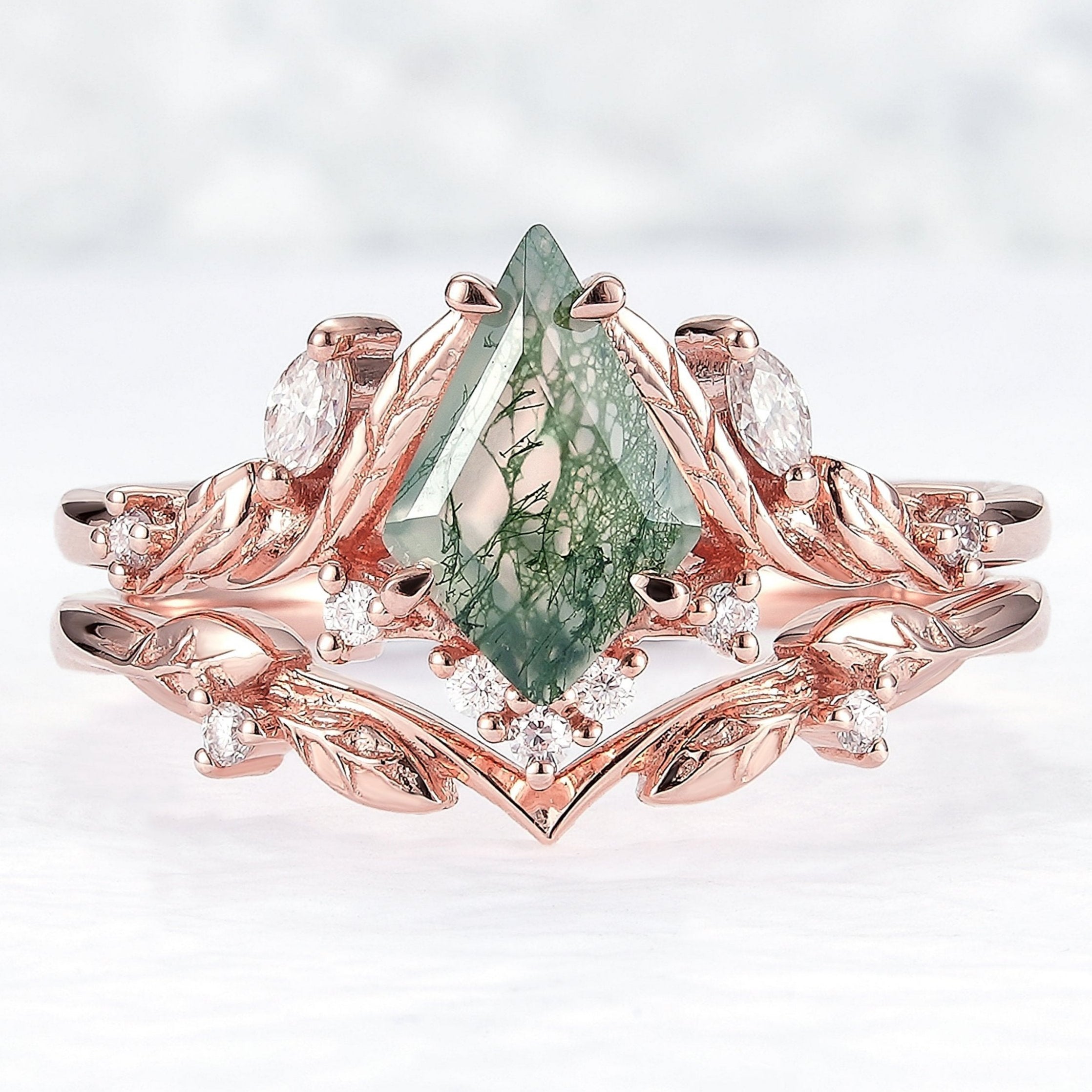 Unique_Kite_Cut_Moss_Agate_Moissanite_Vine_and_Leaf_Engagement_Ring_Set_2pcs_1