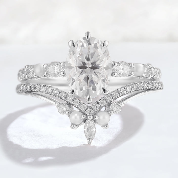 Unique Oval Moissanite Half Enternity Gemstone Ring Set 2pcs