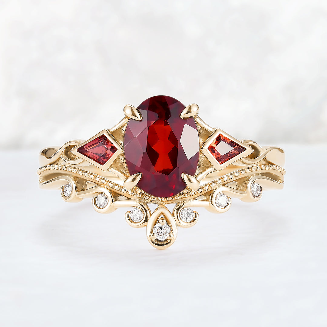 Unique Oval Shaped Garnet Three Stone Gemstone Ring Set 2pcs