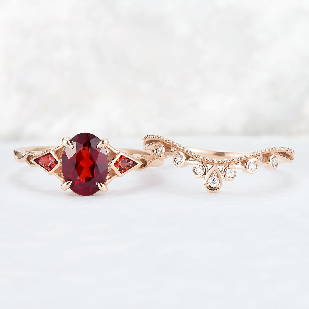 Unique Oval Shaped Garnet Three Stone Gemstone Ring Set 2pcs