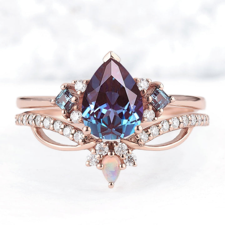Unique_Pear_Cut_Alexandrite_Cluster_Engagement_Ring_Set_2pcs