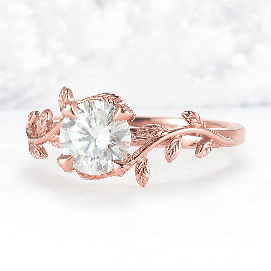 Unique Round Shaped Moissanite Leaf Ring
