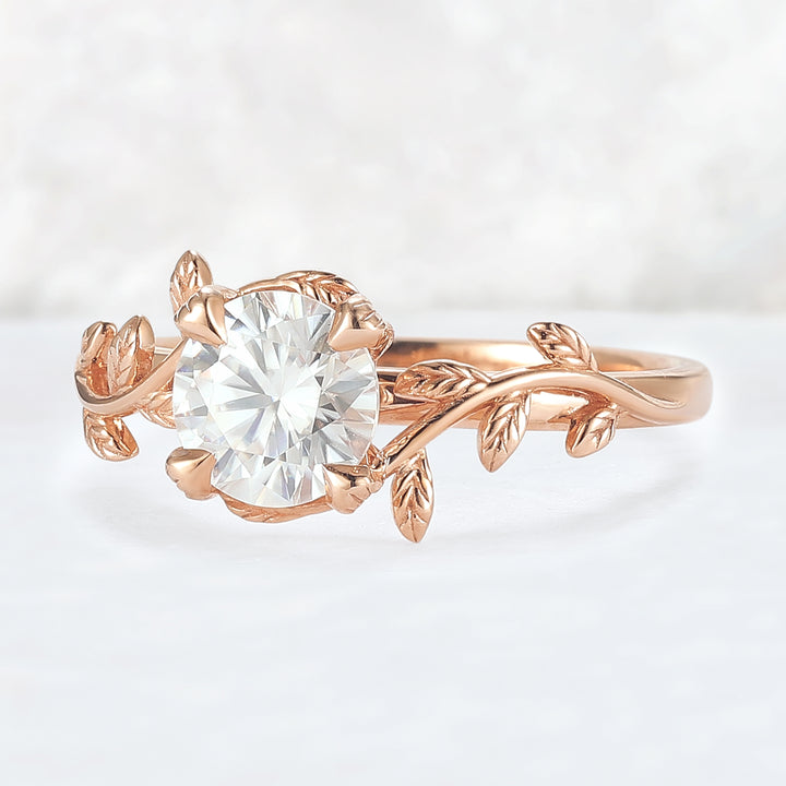 Unique Round Shaped Moissanite Leaf Ring