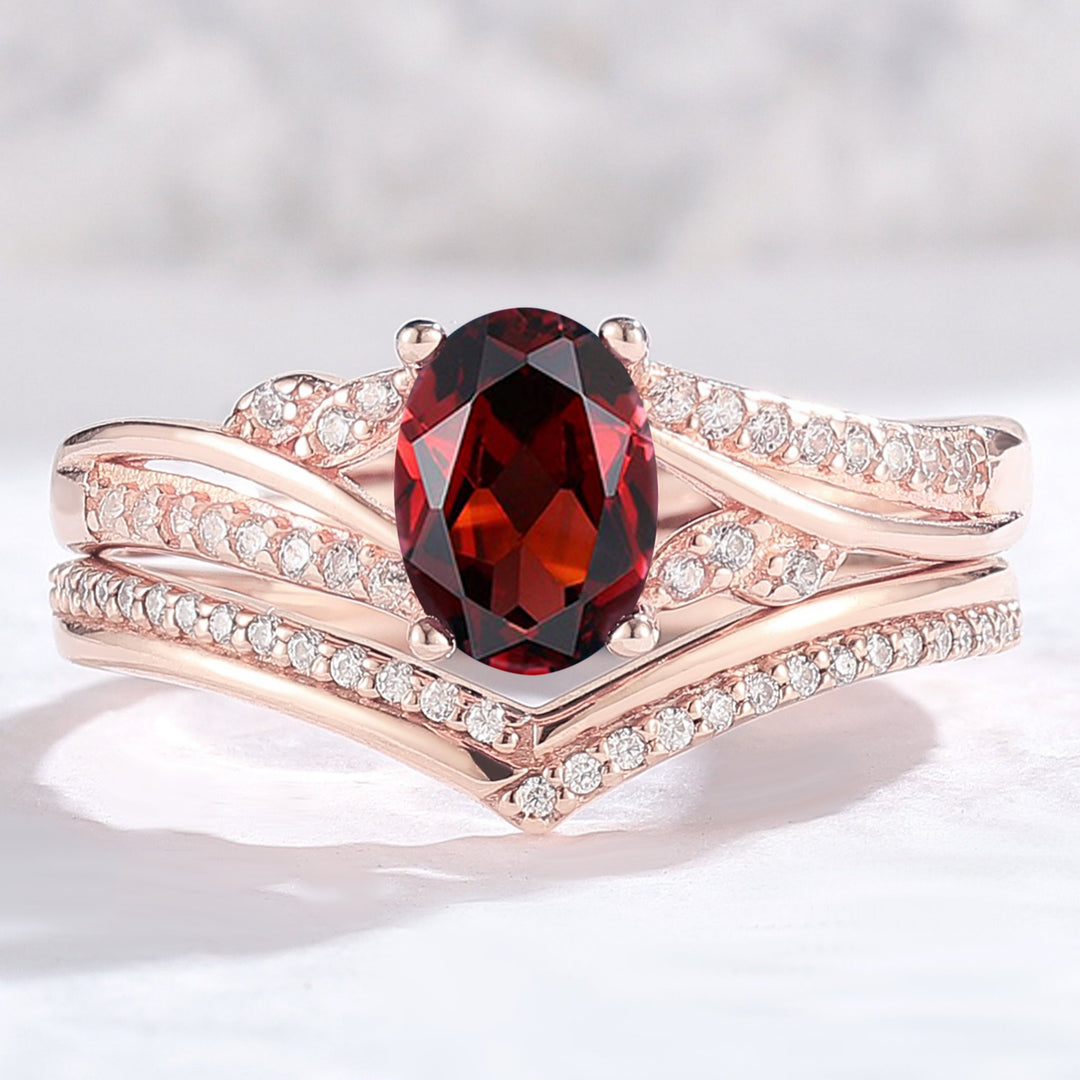 Vampire Legend Oval Shaped Garnet Vine Engagement Ring Set 2pcs