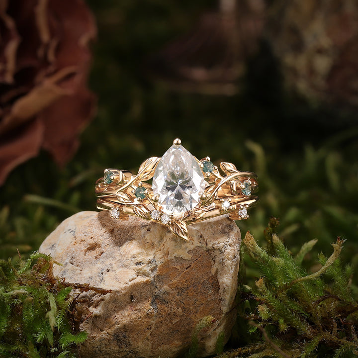 Unique Pear Cut Moissanite Leafy Gemstone Ring 2pcs - Iver Jewelry